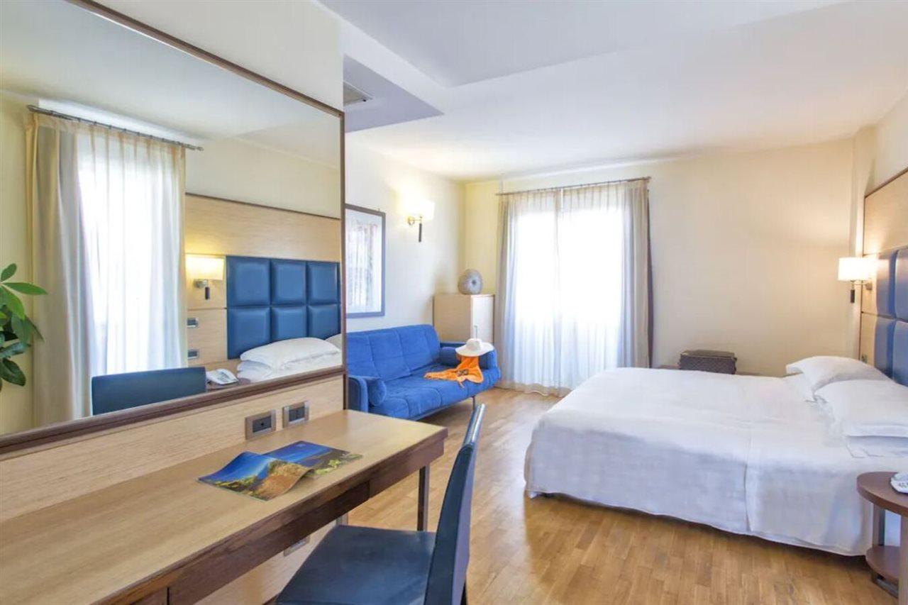 Virgilio Grand Hotel Sperlonga Exterior foto